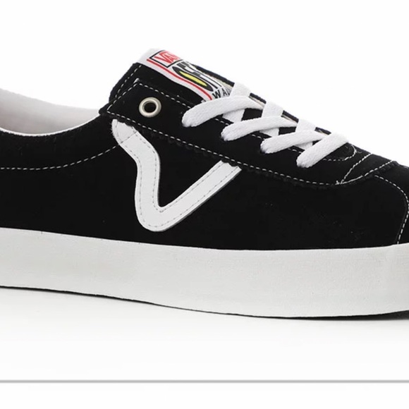 VANS - Picture 1 of 4